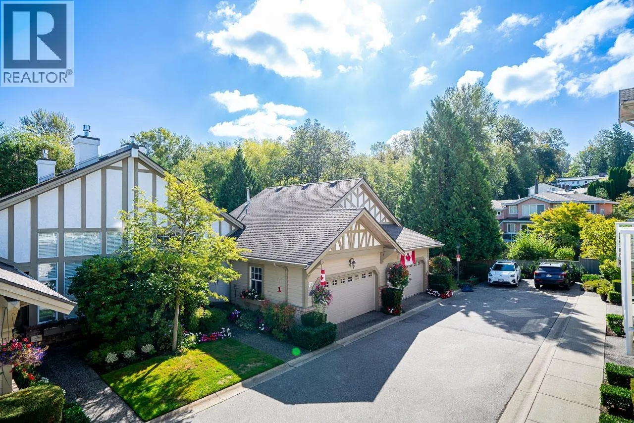 45 5221 OAKMOUNT CRESCENT