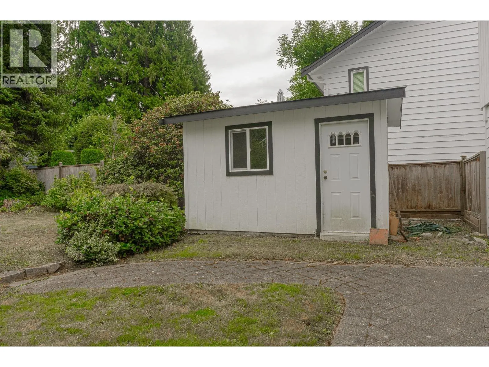 3566 REGENT AVENUE