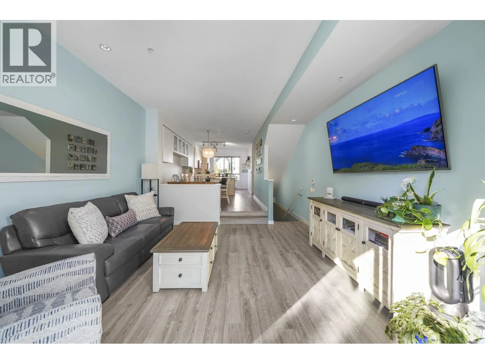 21 2358 RANGER LANE