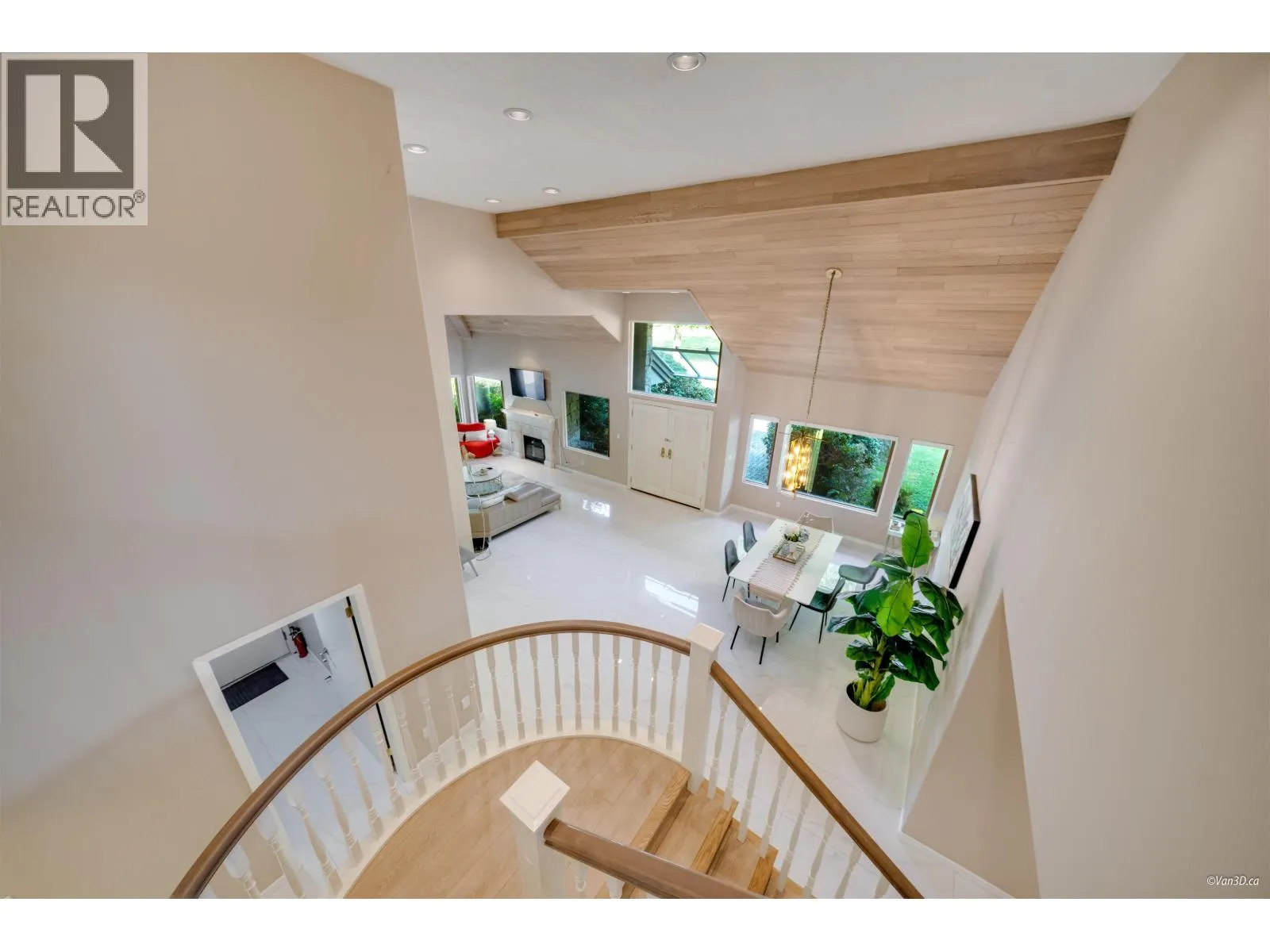 7215 FROBISHER DRIVE