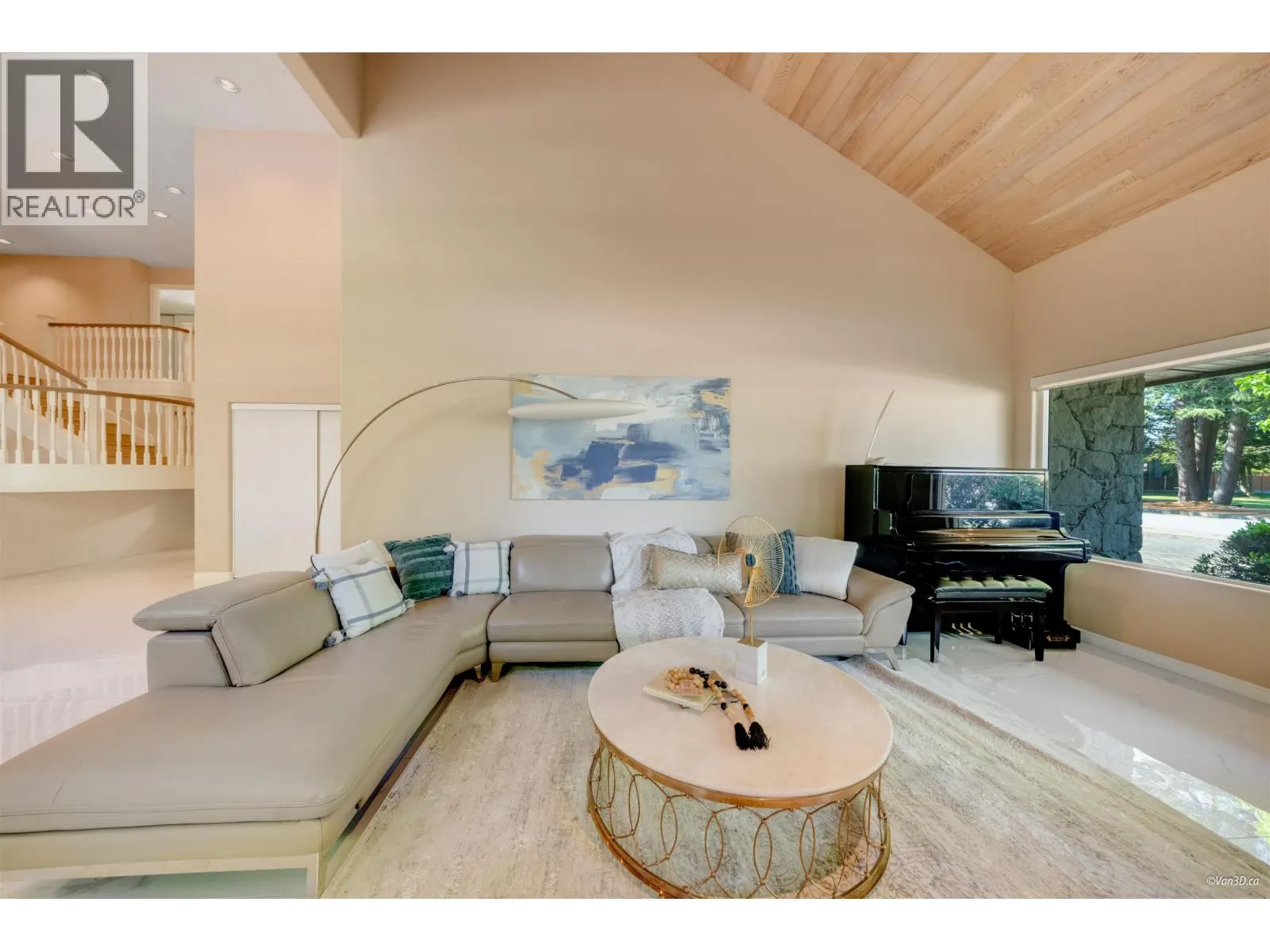 7215 FROBISHER DRIVE