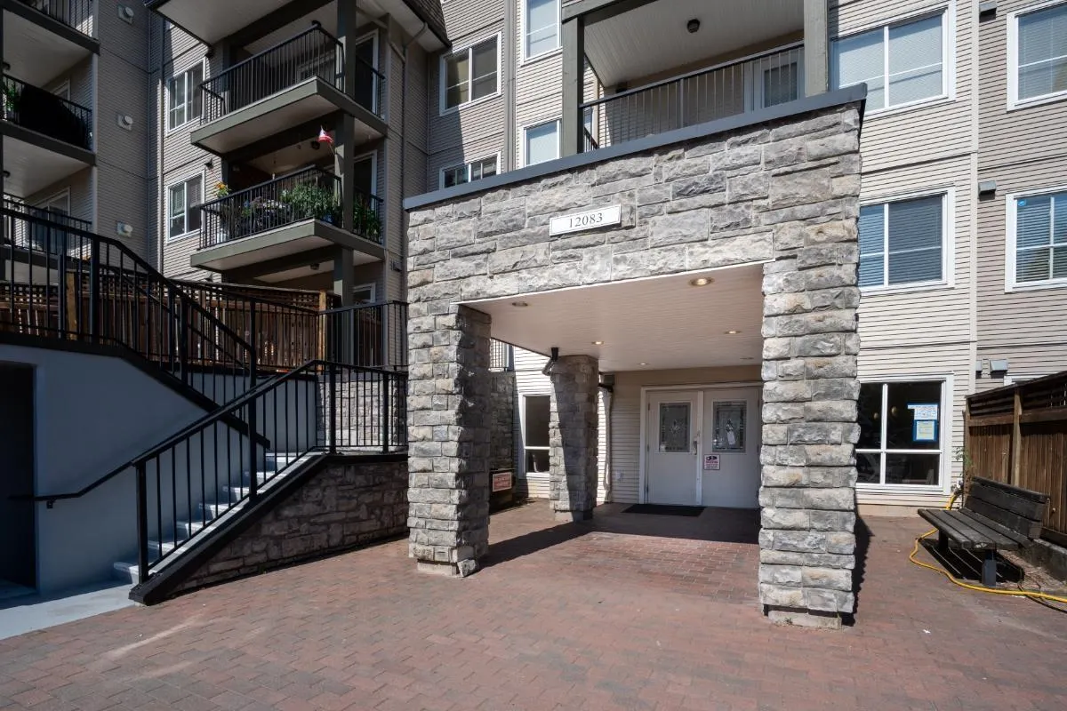 211 12083 92A AVENUE