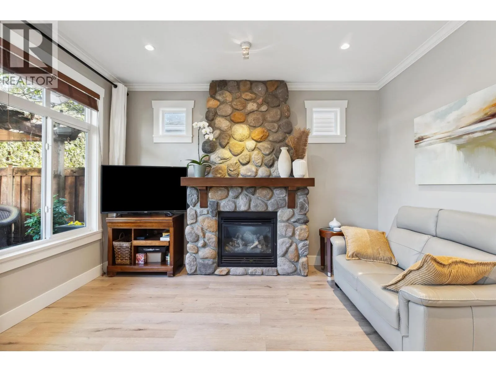 4731 DUNCLIFFE ROAD