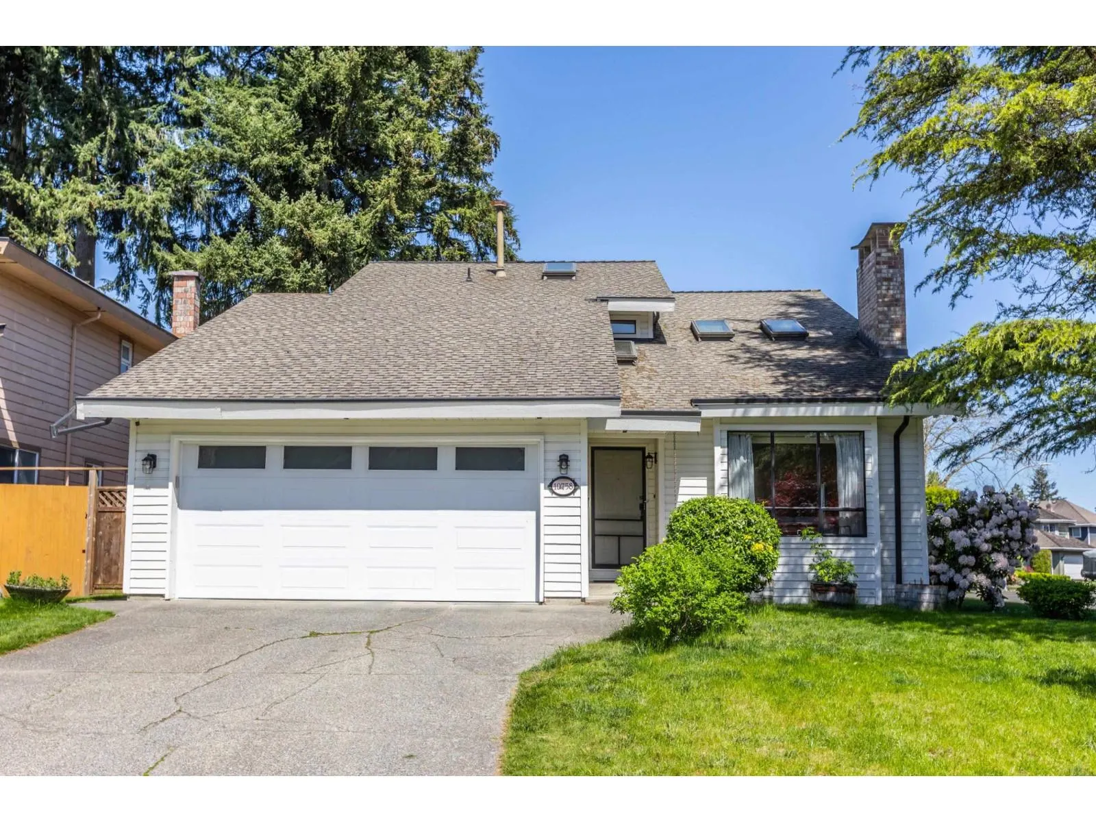 10758 FRASERGLEN DRIVE