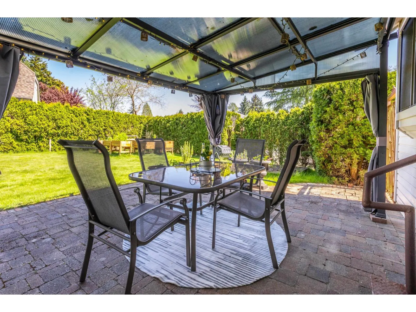 10758 FRASERGLEN DRIVE