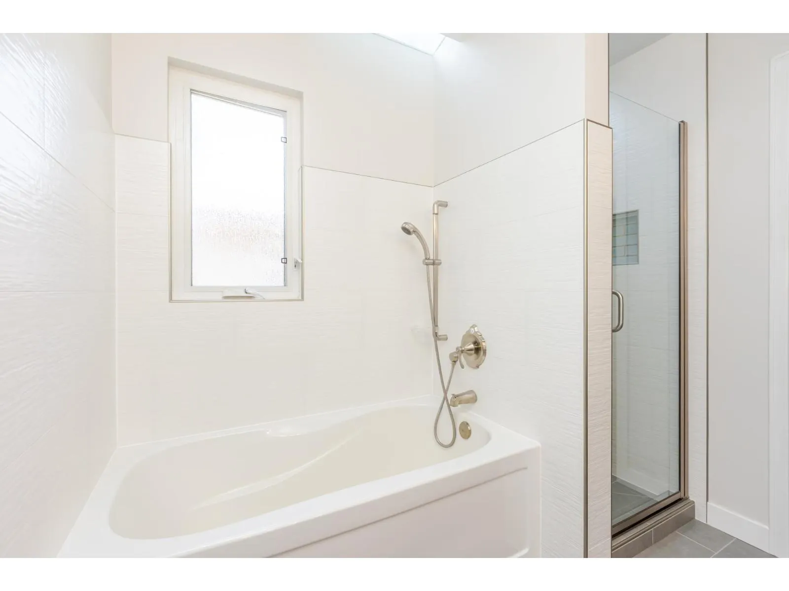 10758 FRASERGLEN DRIVE