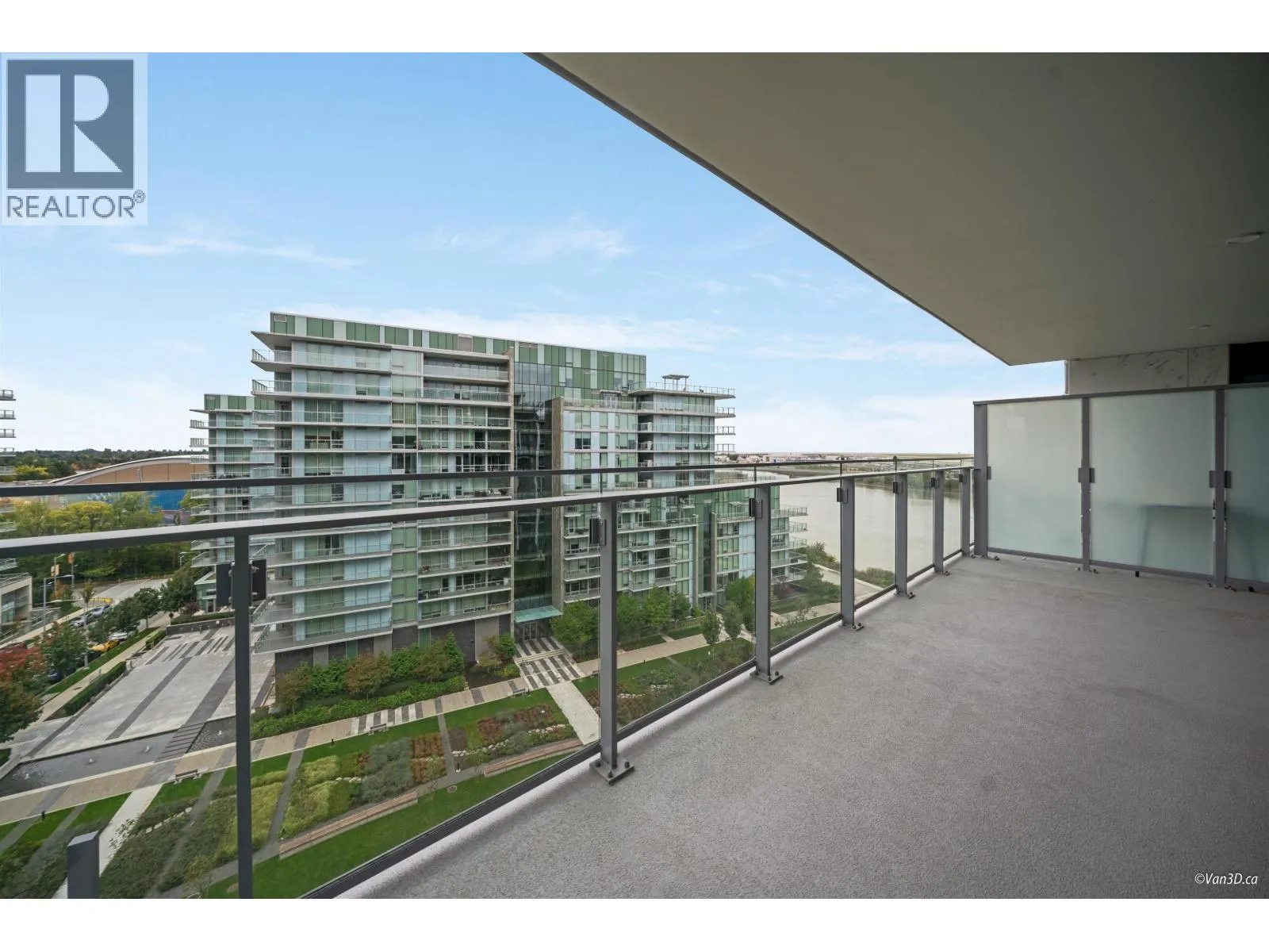 913 6811 PEARSON WAY