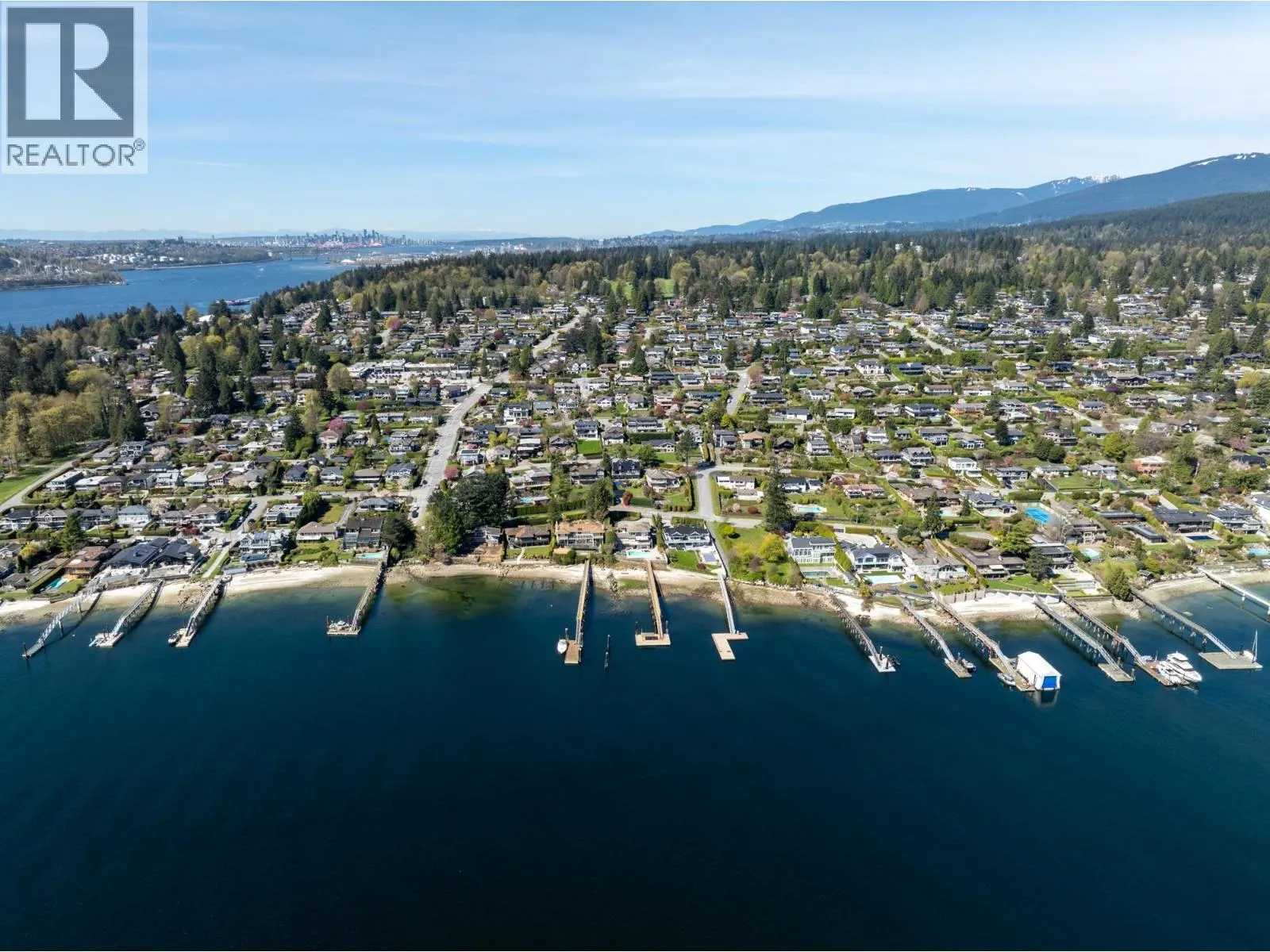 587 BEACHVIEW DRIVE