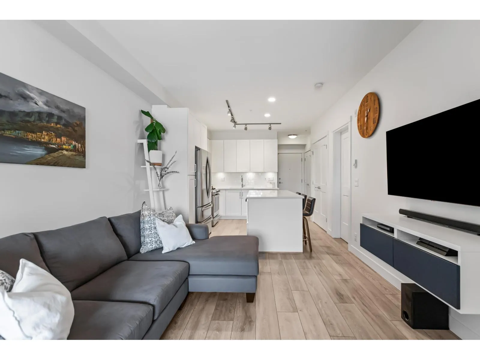 322 20673 78 AVENUE