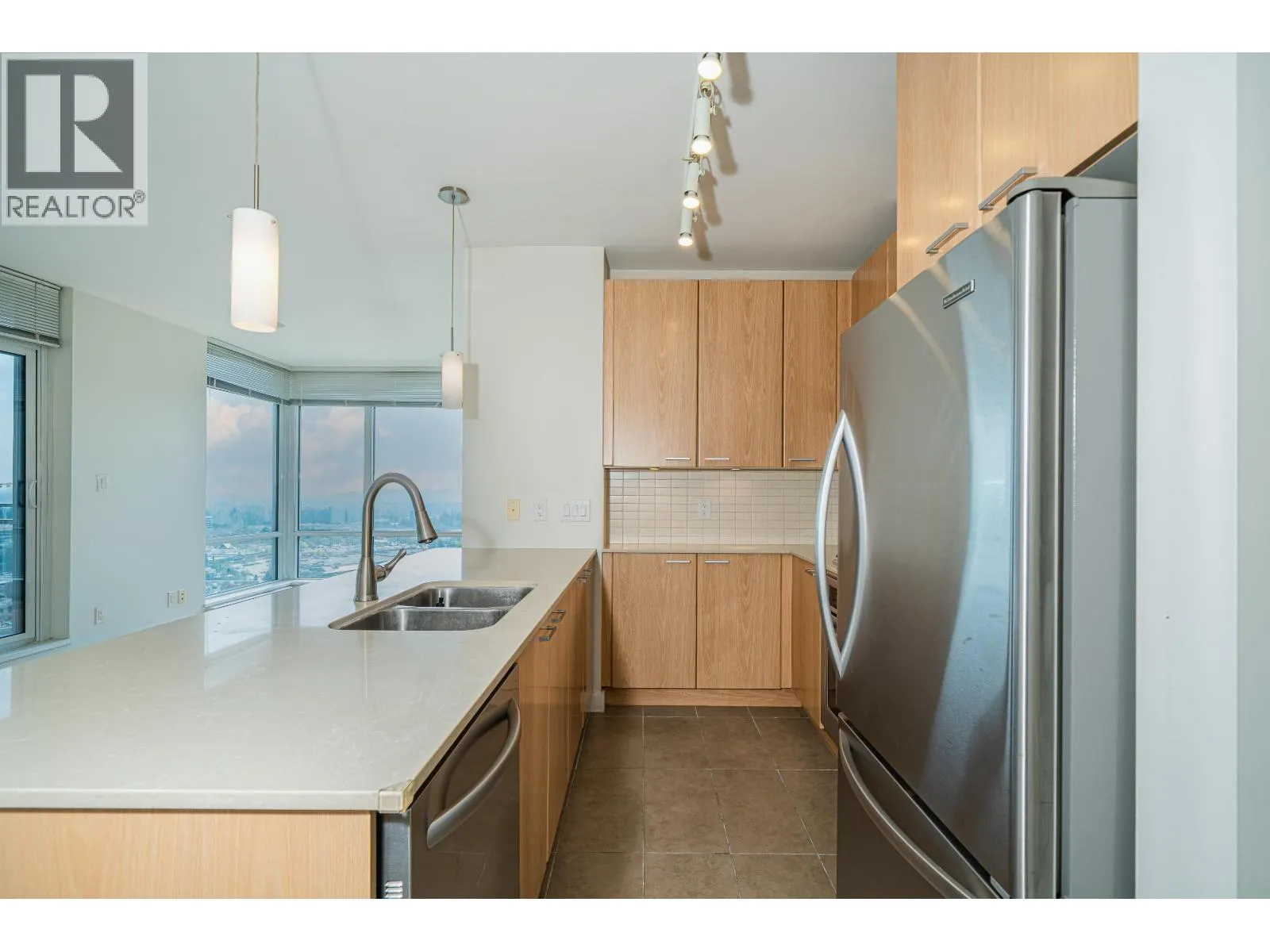 2805 2955 ATLANTIC AVENUE