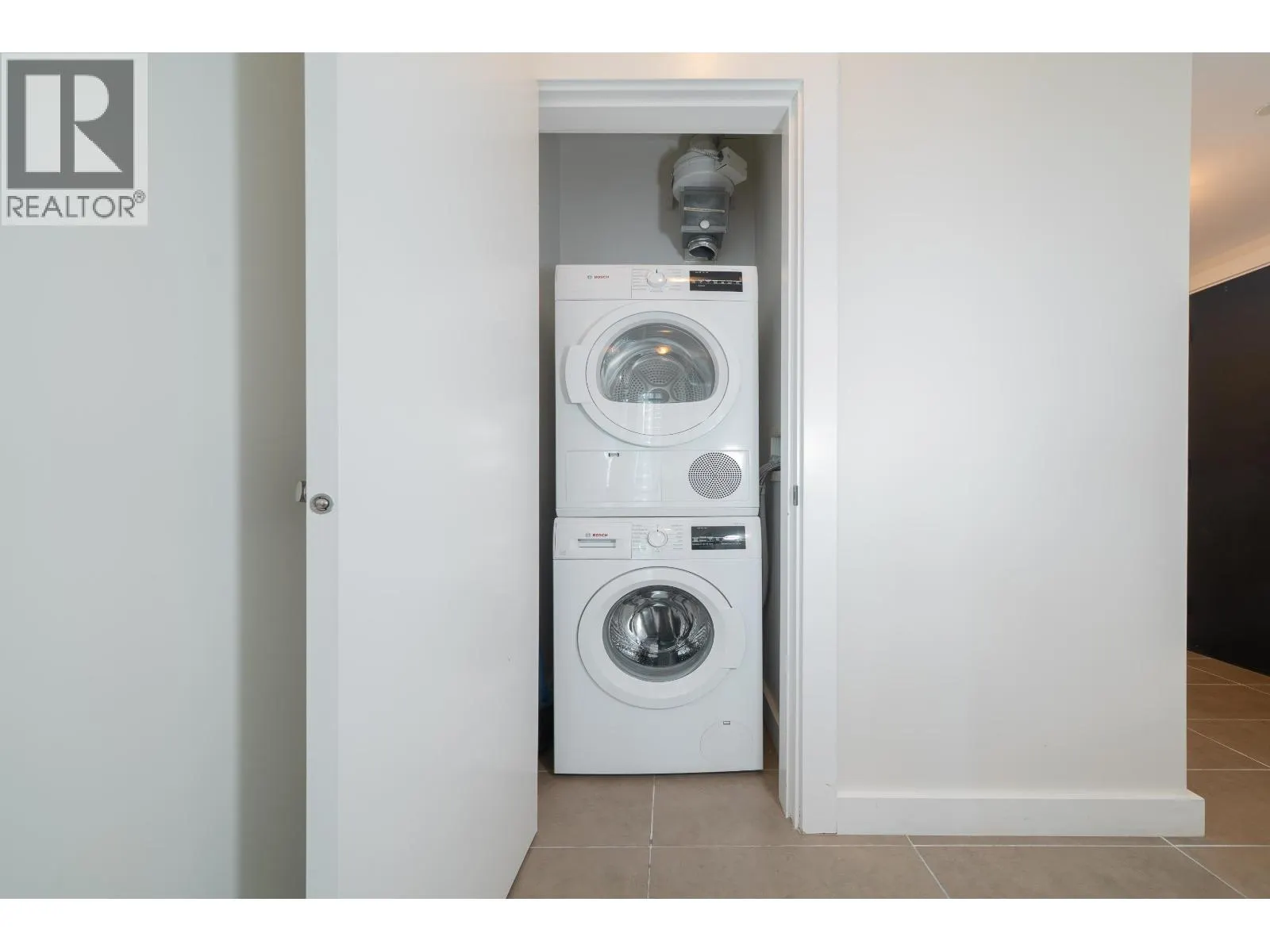 2805 2955 ATLANTIC AVENUE