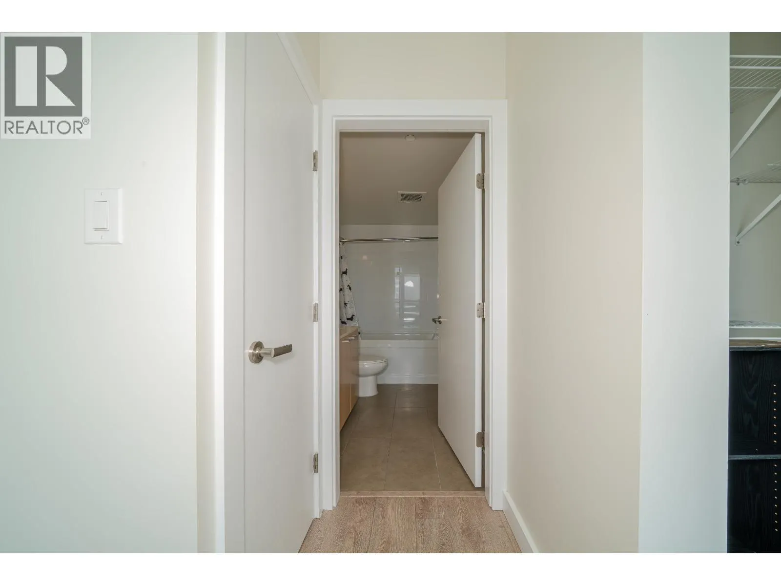2805 2955 ATLANTIC AVENUE