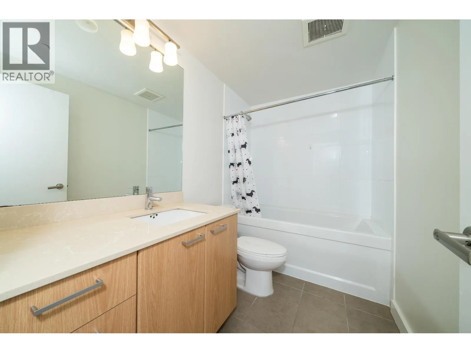 2805 2955 ATLANTIC AVENUE