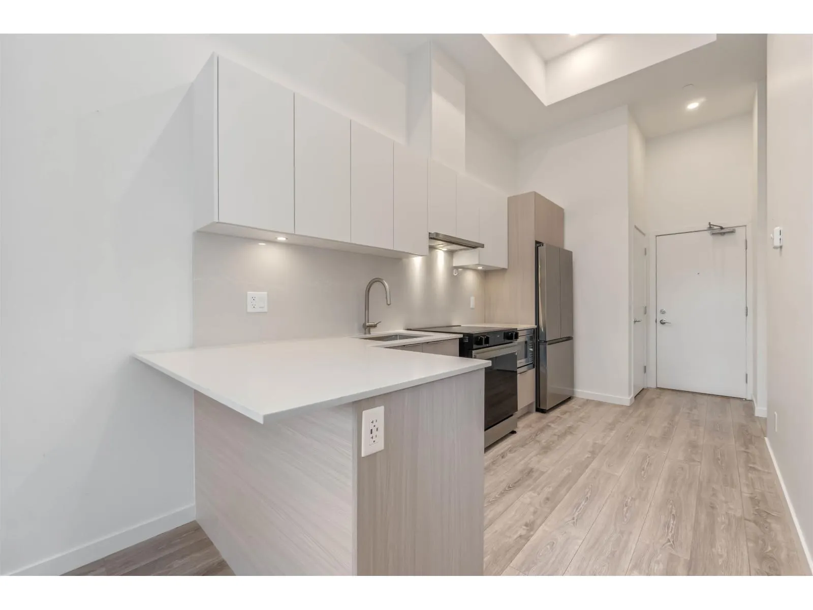107 10829 140 STREET