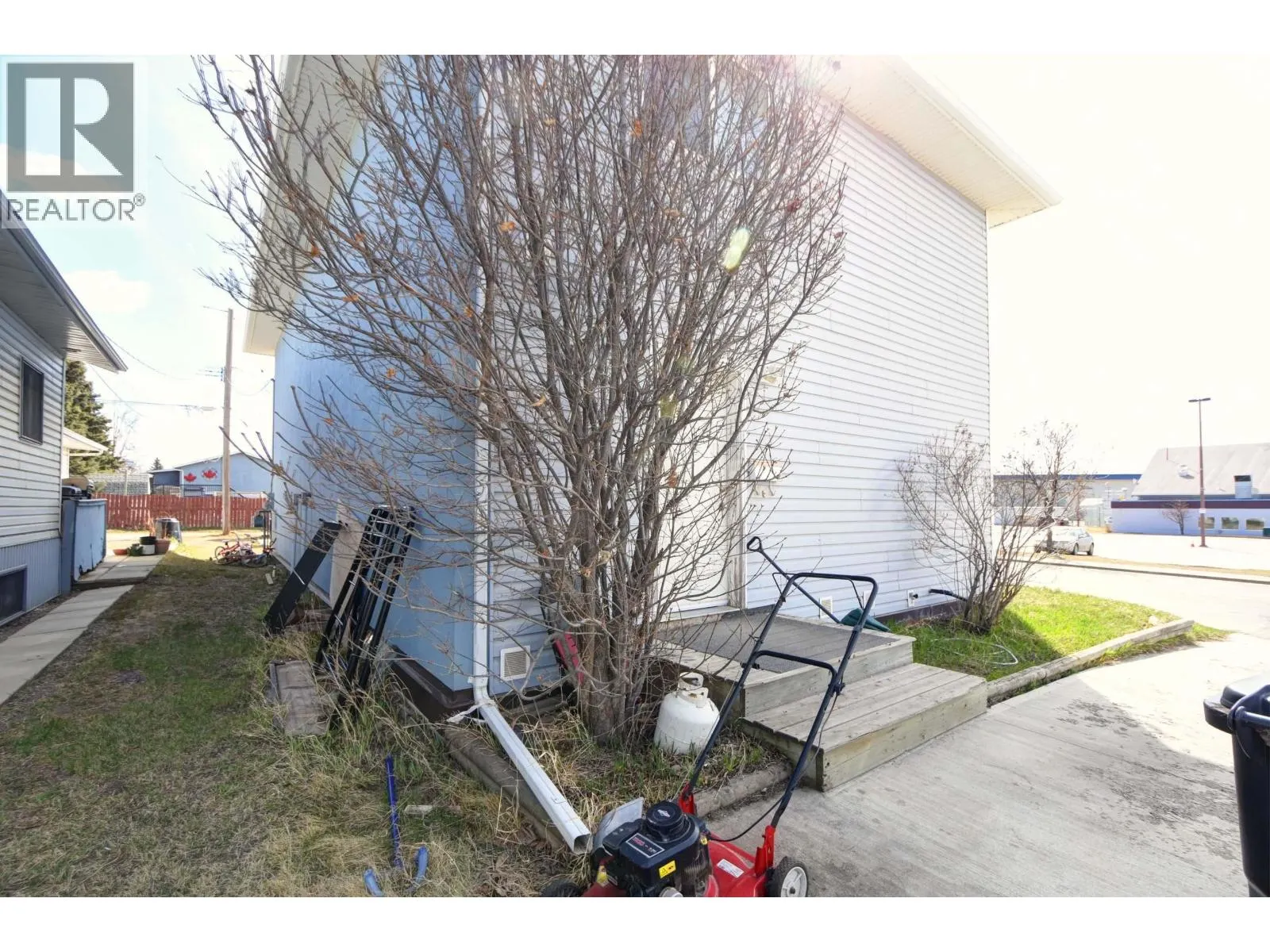 9706-9708 96 AVENUE