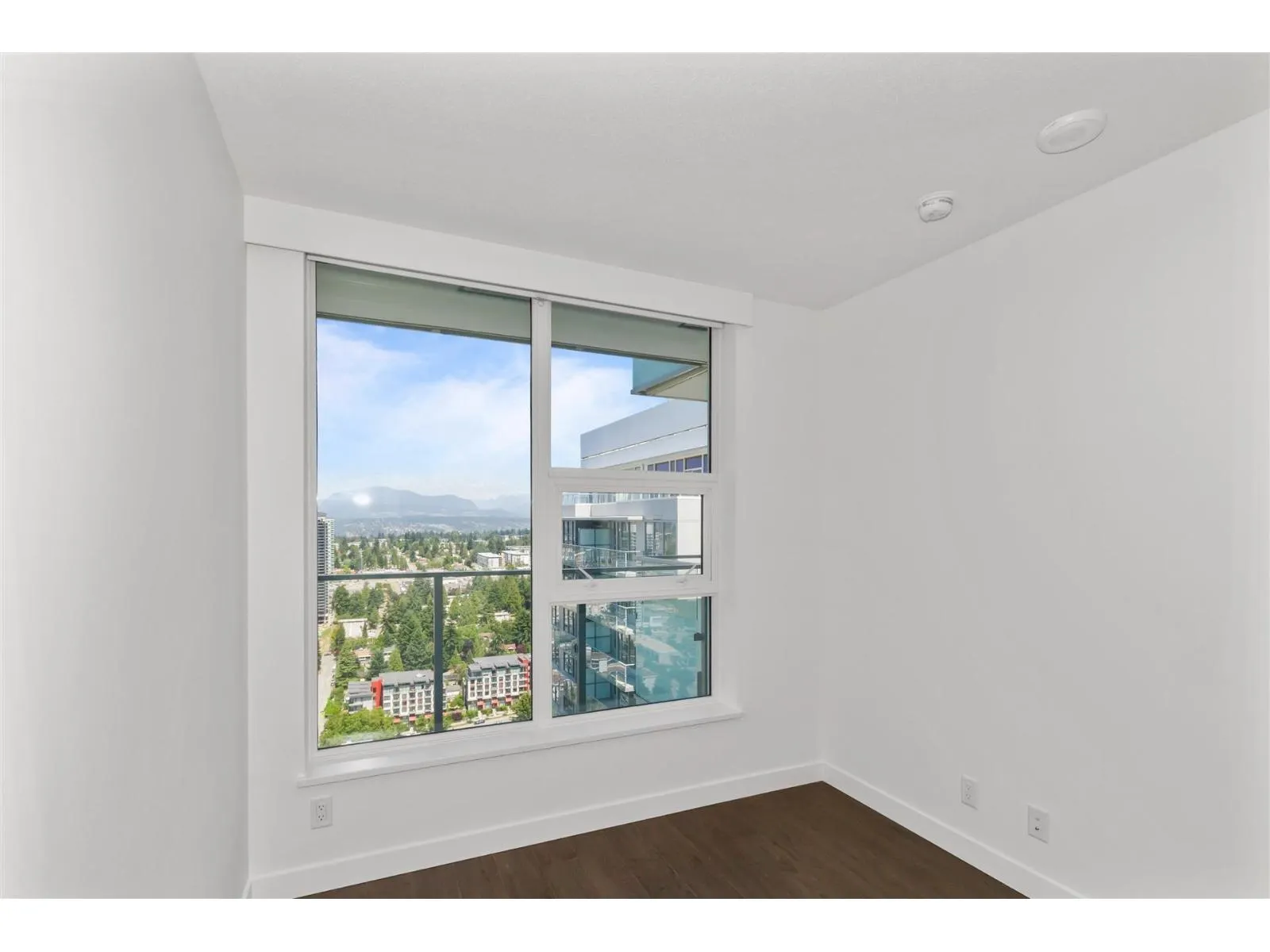 3607 13768 100 AVENUE