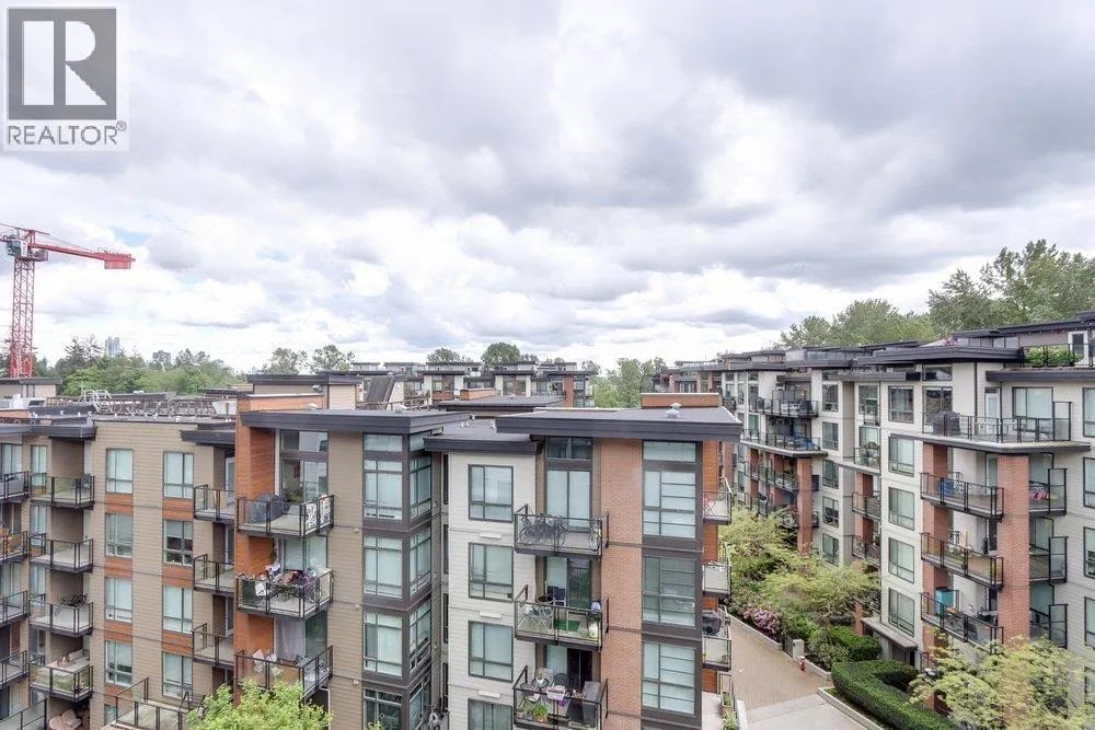 725 MARINE DRIVE