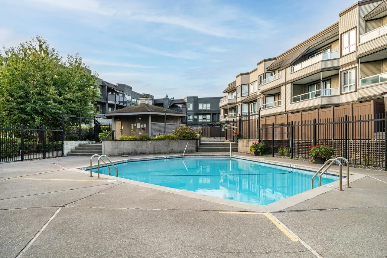 315 1850 SOUTHMERE CRESCENT