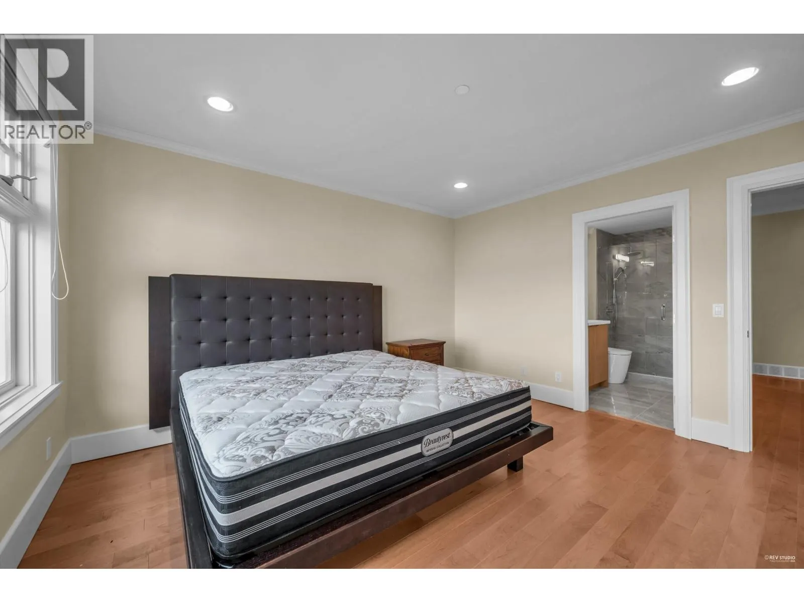 2263 LYTHE COURT