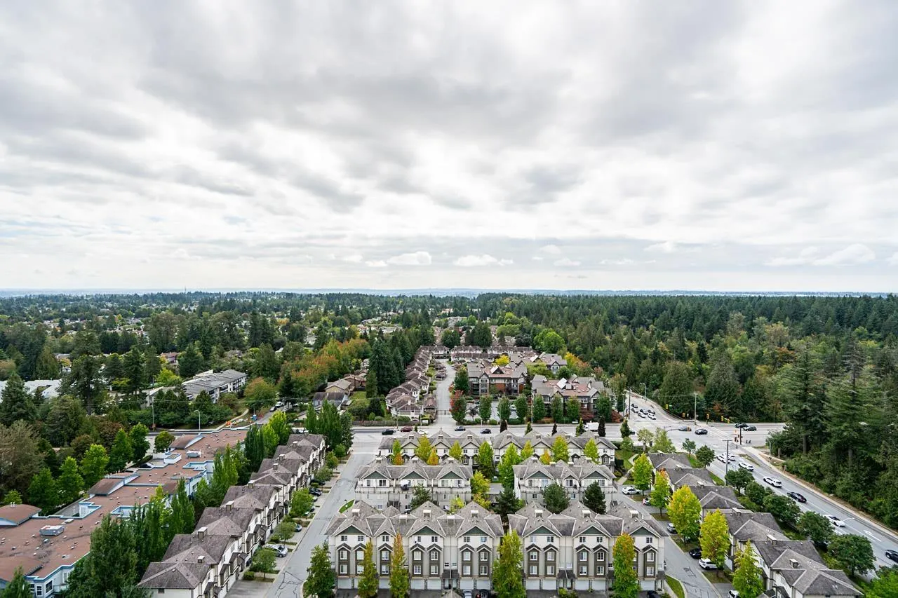 2304 10082 148 STREET