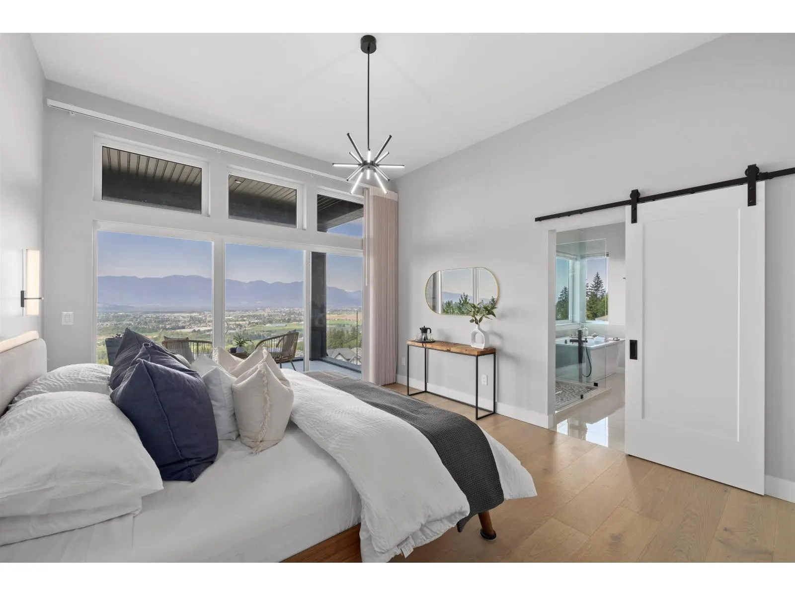 5487 MACLACHLAN PLACE|Promontory