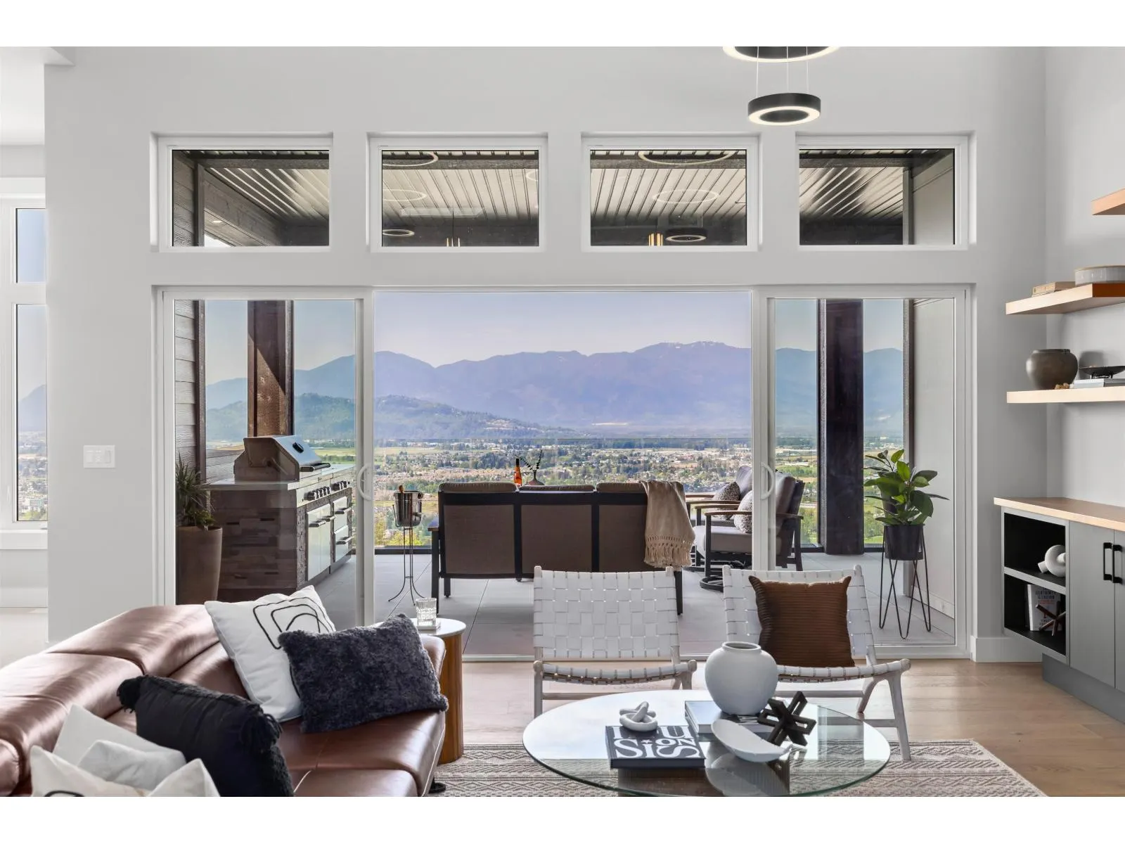5487 MACLACHLAN PLACE|Promontory