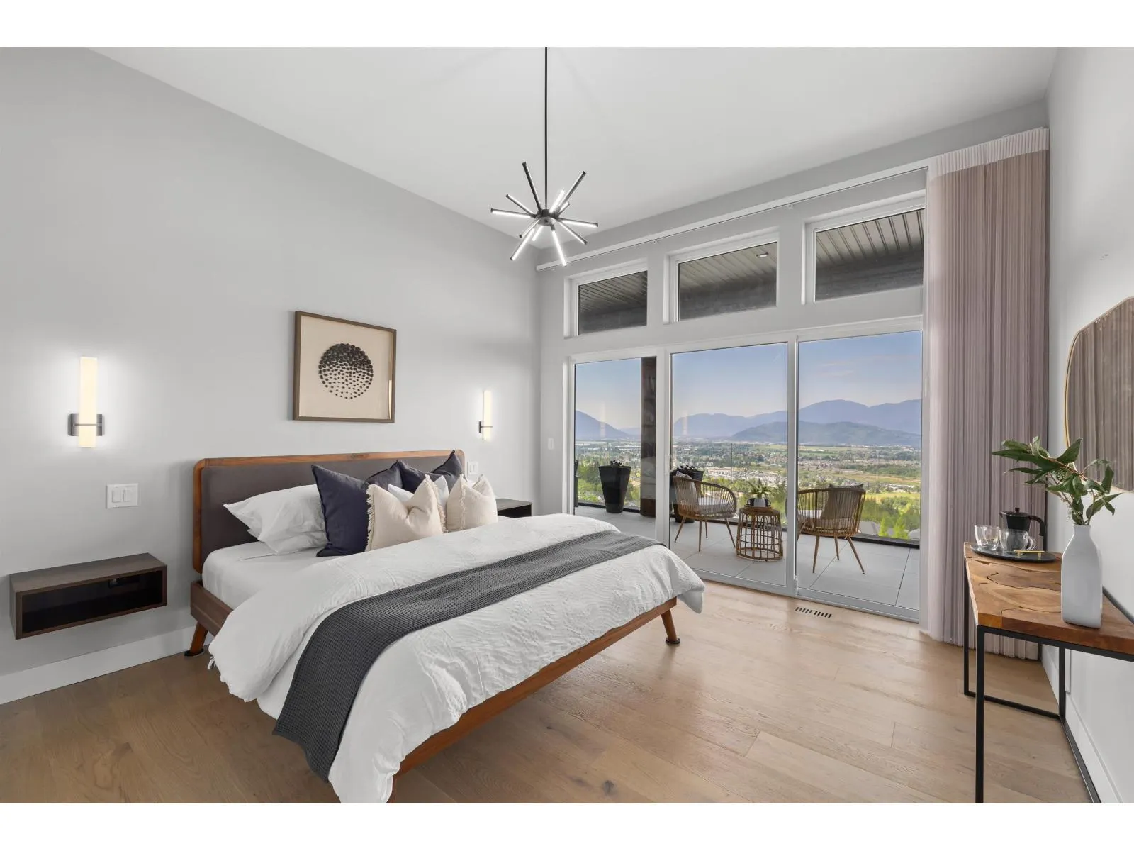 5487 MACLACHLAN PLACE|Promontory