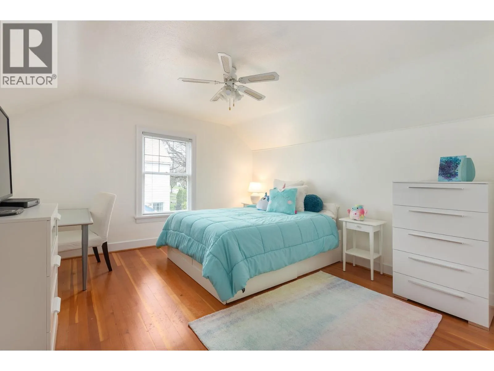 438 4TH STREET