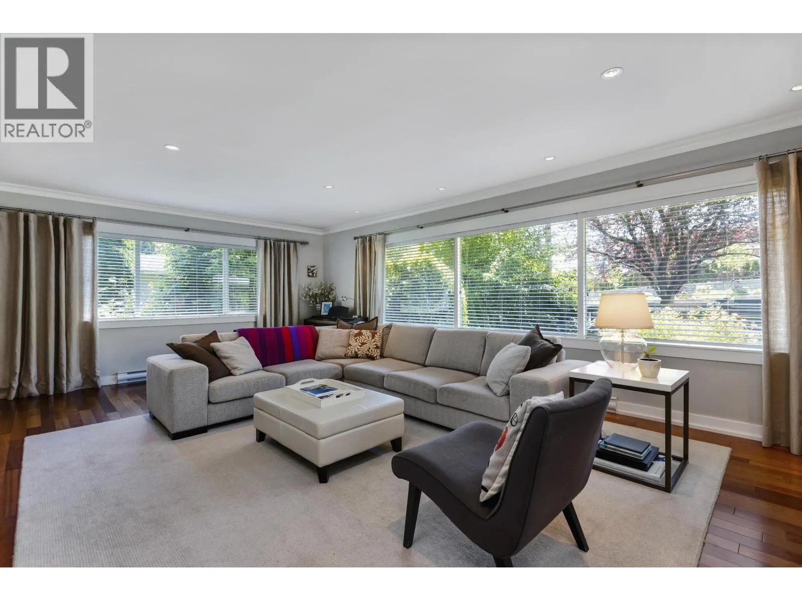 3420 ROCKVIEW PLACE