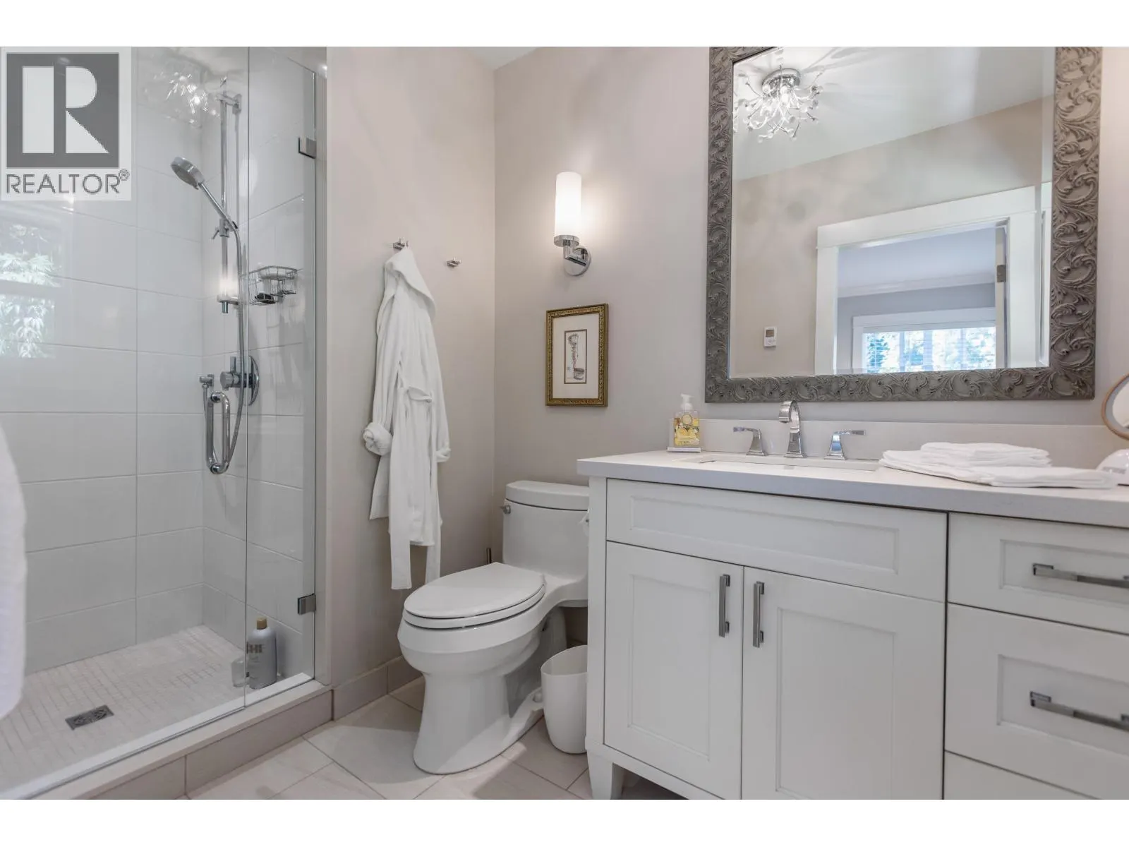 3420 ROCKVIEW PLACE