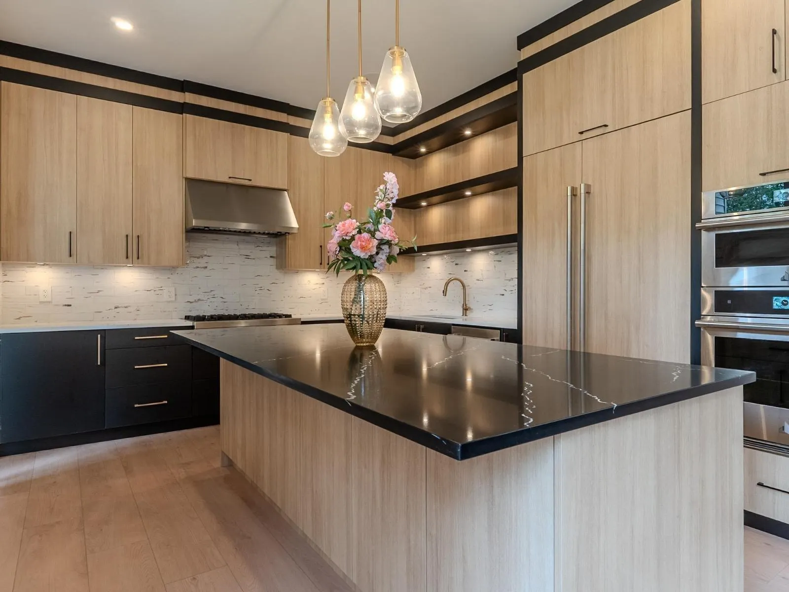2485 GUILFORD DRIVE