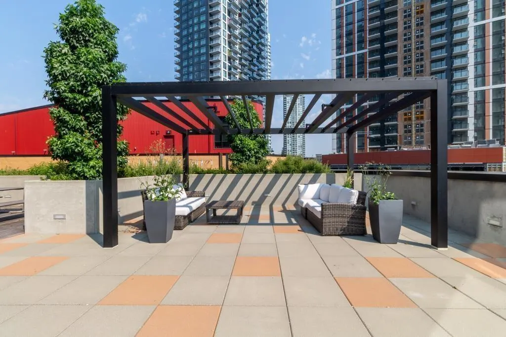 405 13655 FRASER HIGHWAY