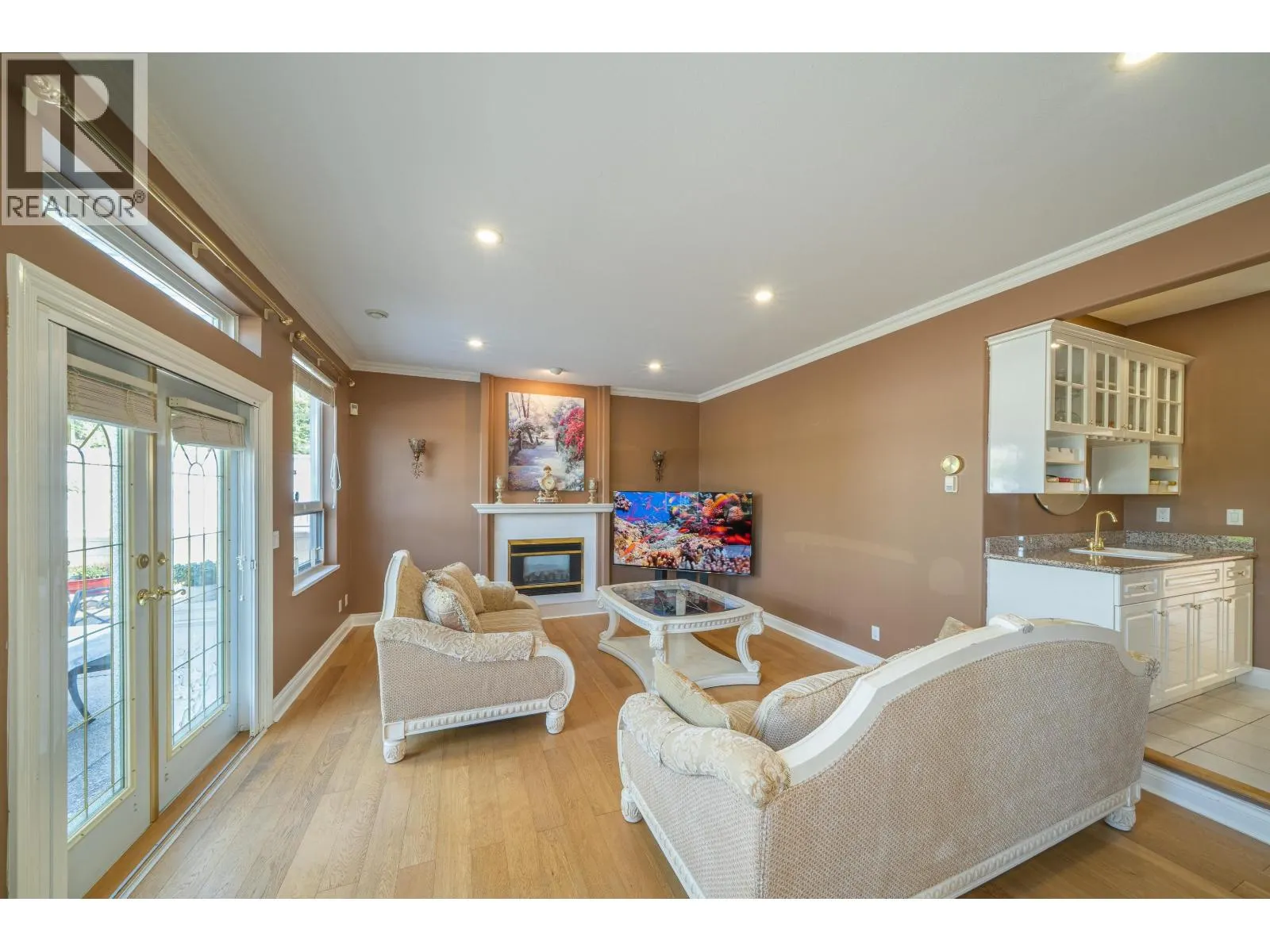 7287 PANDORA STREET