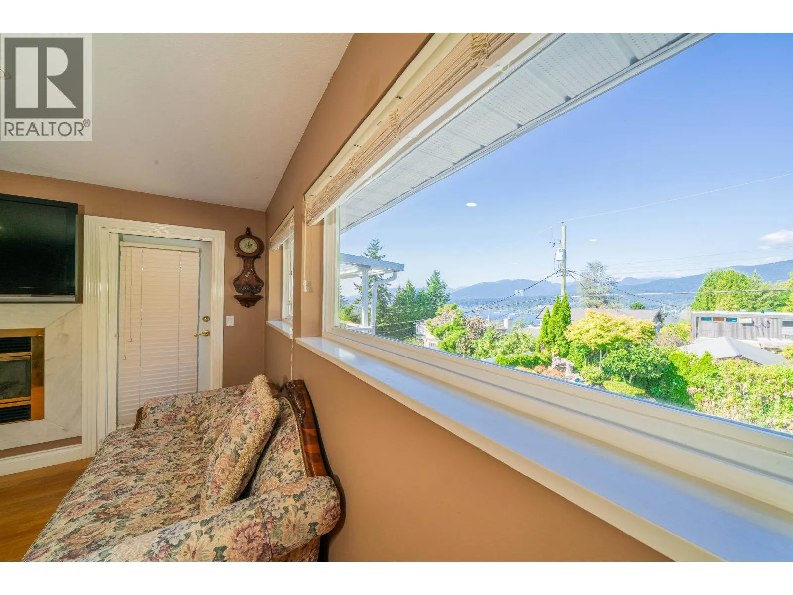 7287 PANDORA STREET