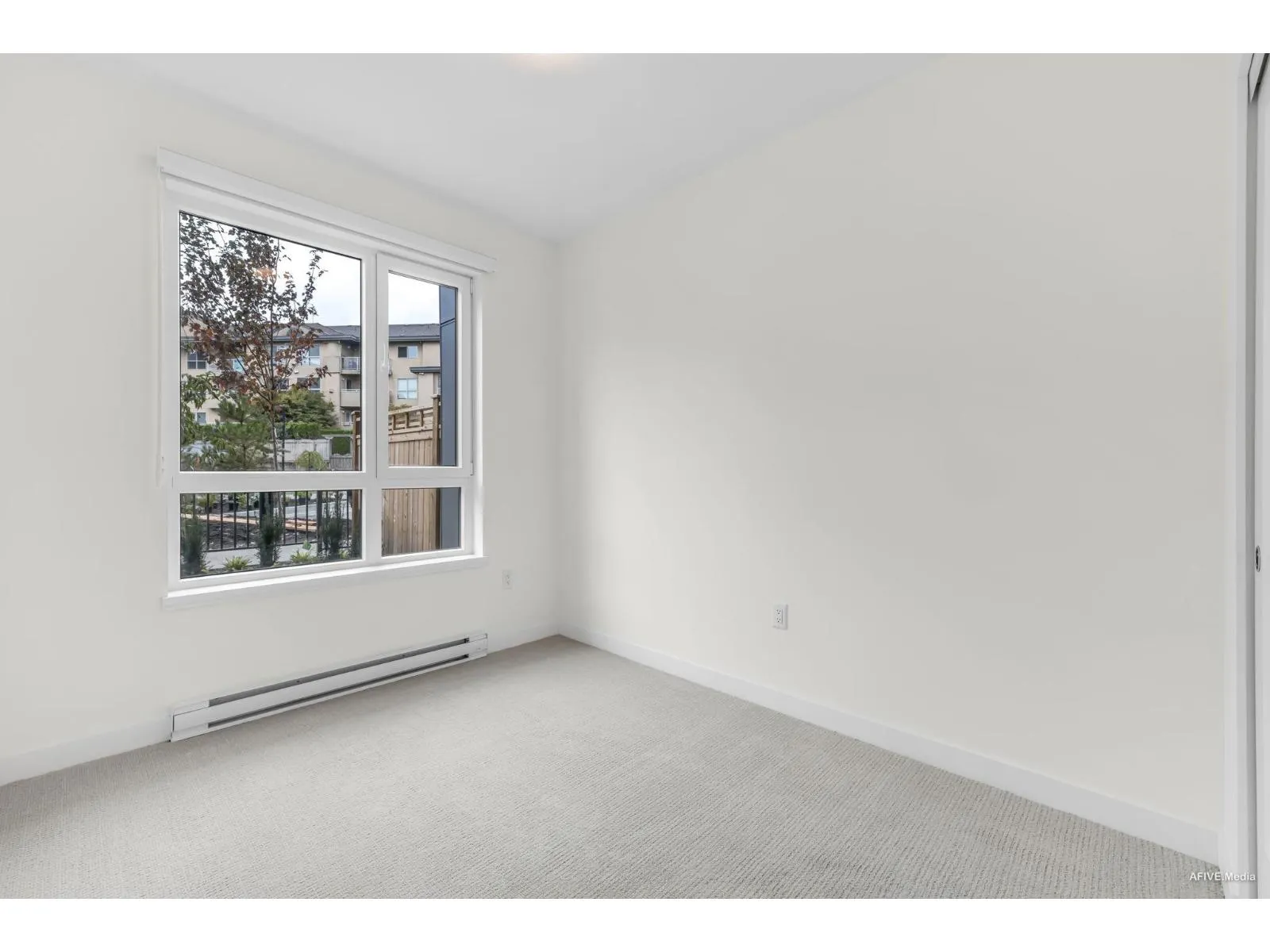 122 13788 76 AVENUE