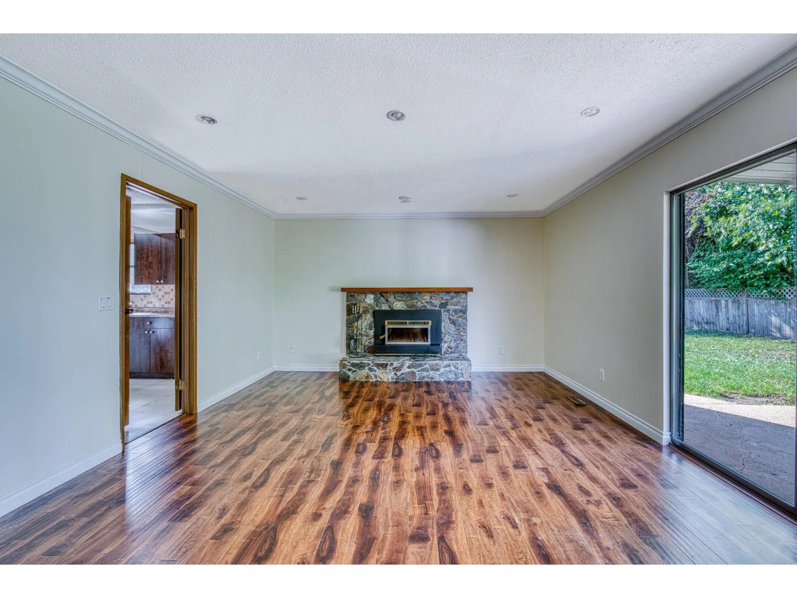 10035 157A STREET