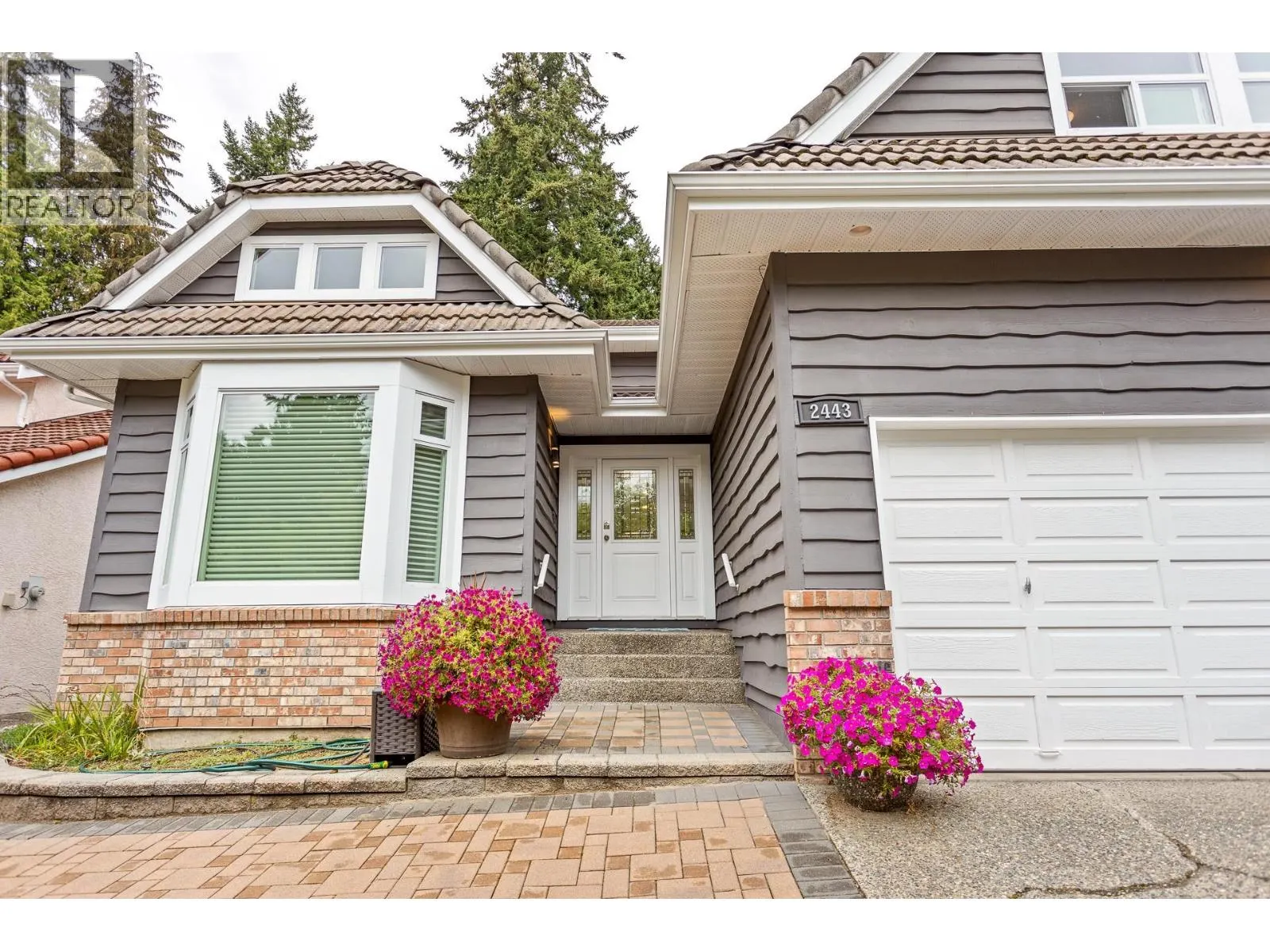 2443 LECLAIR DRIVE