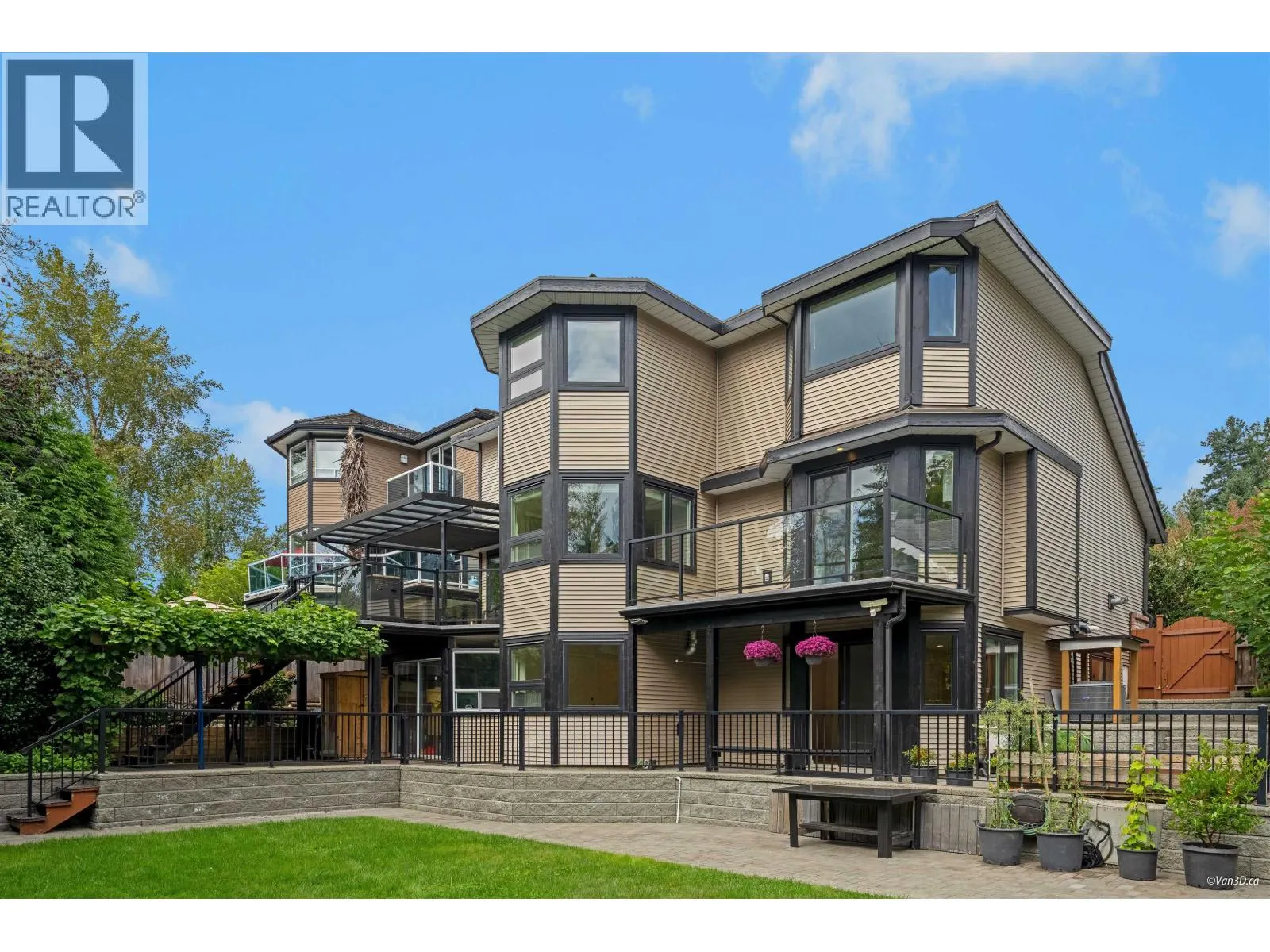 12 PARKDALE PLACE