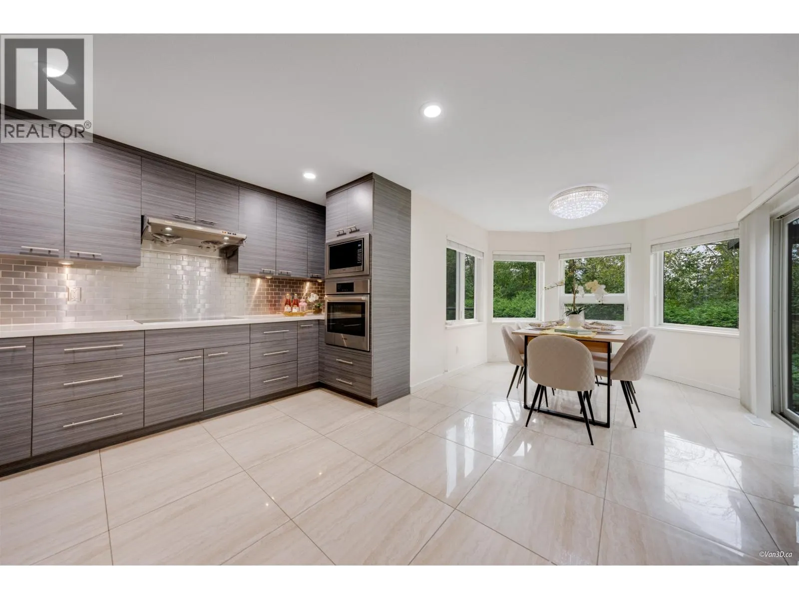 12 PARKDALE PLACE