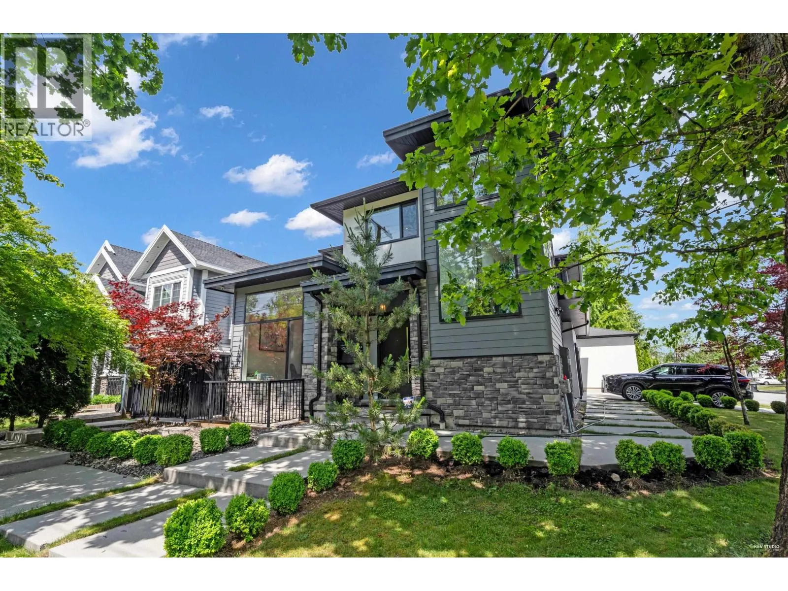 929 FOURTH STREET