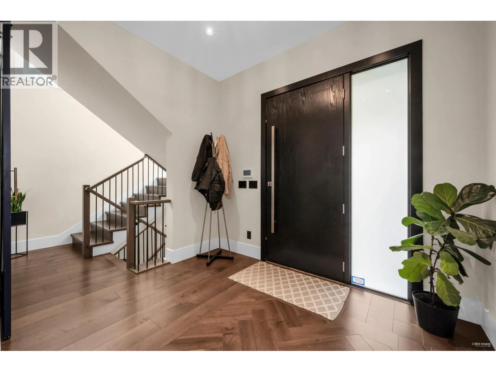 929 FOURTH STREET