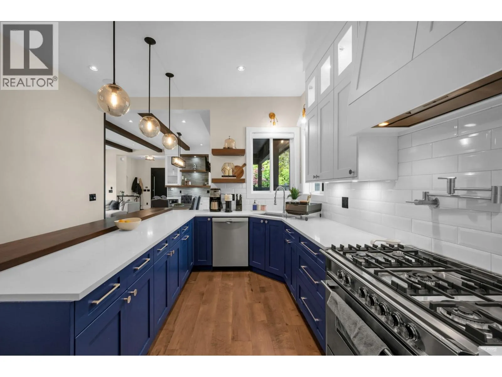 929 FOURTH STREET