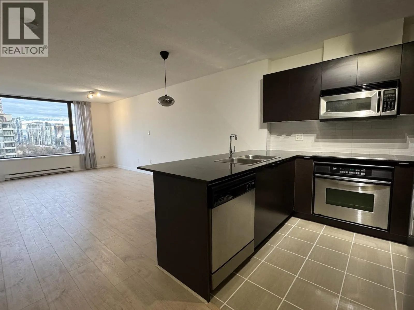 1605 4118 DAWSON STREET