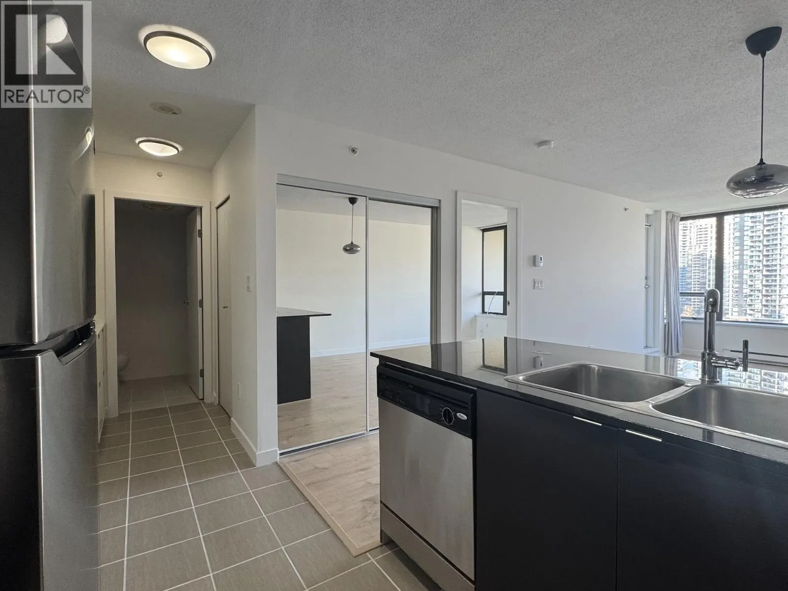 1605 4118 DAWSON STREET