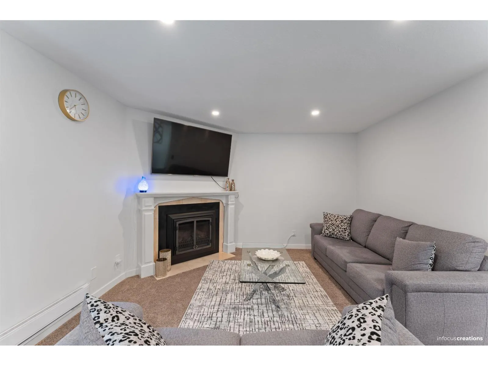 22 8975 MARY STREET|Chilliwack Proper West