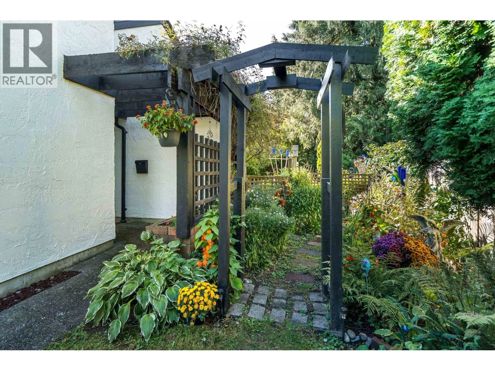 2532 BURIAN DRIVE