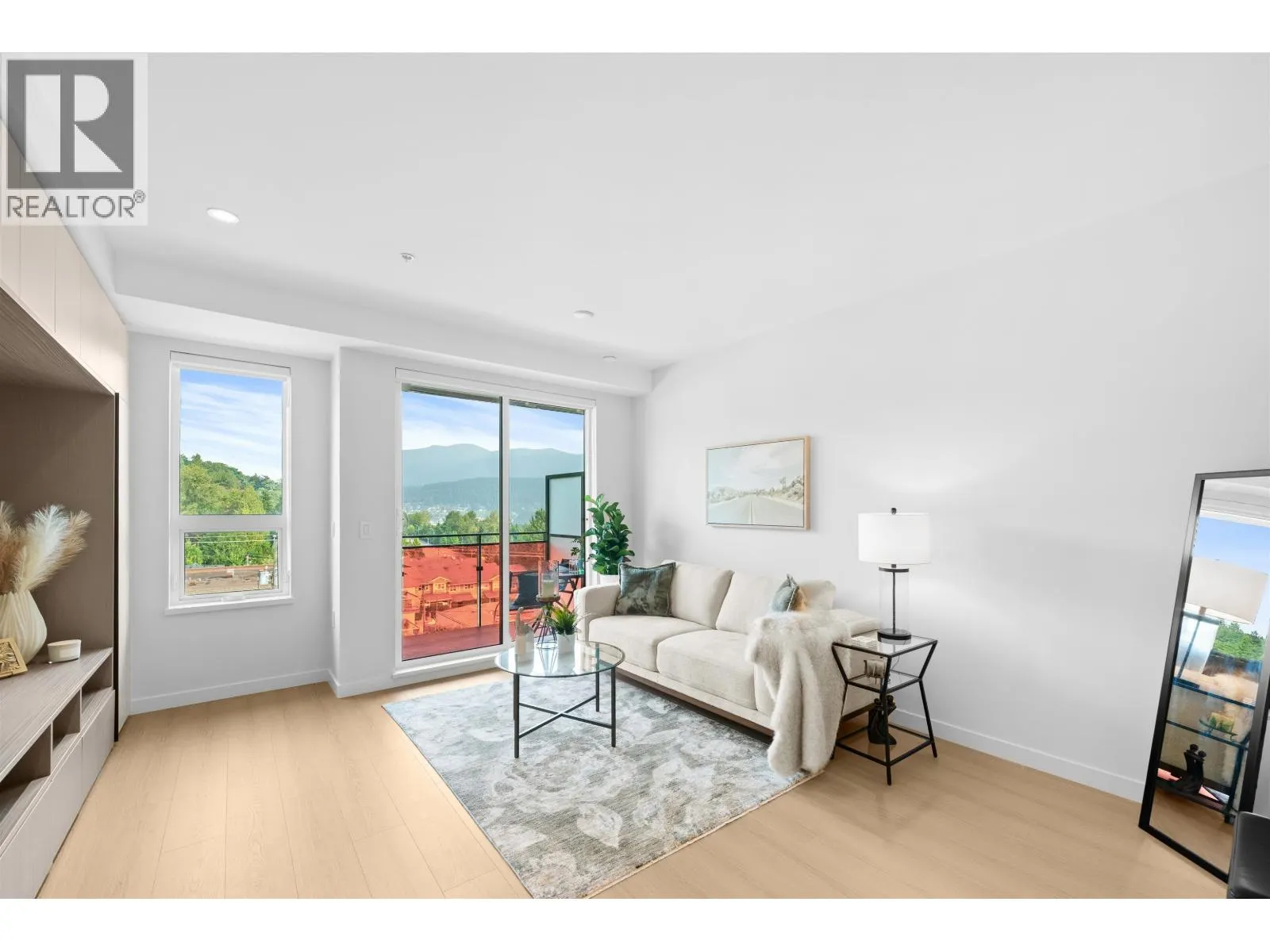 508 2015 ST. JOHNS STREET