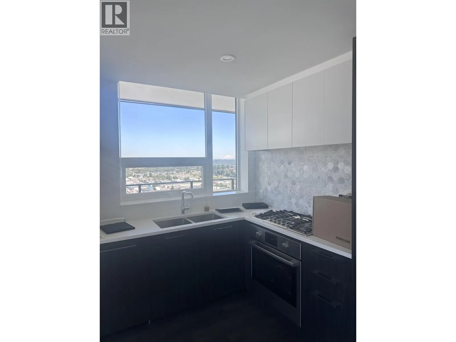 2501 2425 ALPHA AVENUE