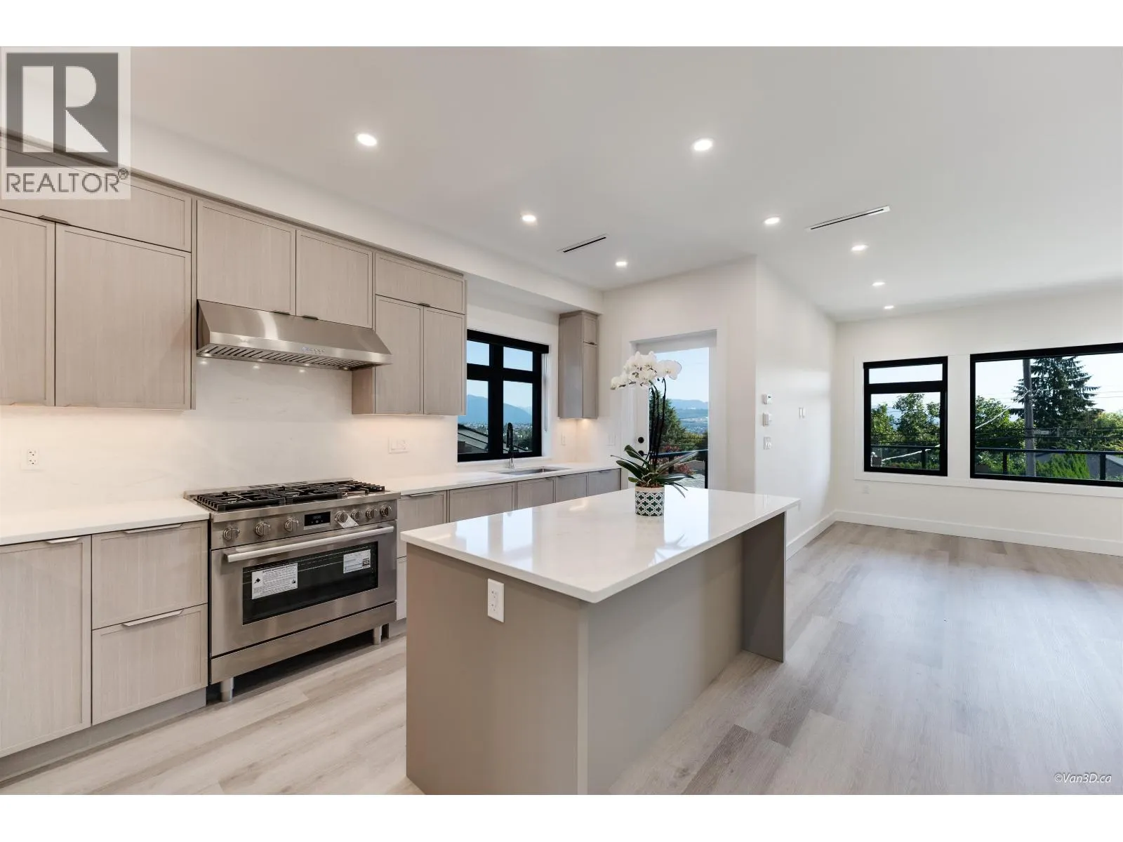 5852 FORGLEN DRIVE