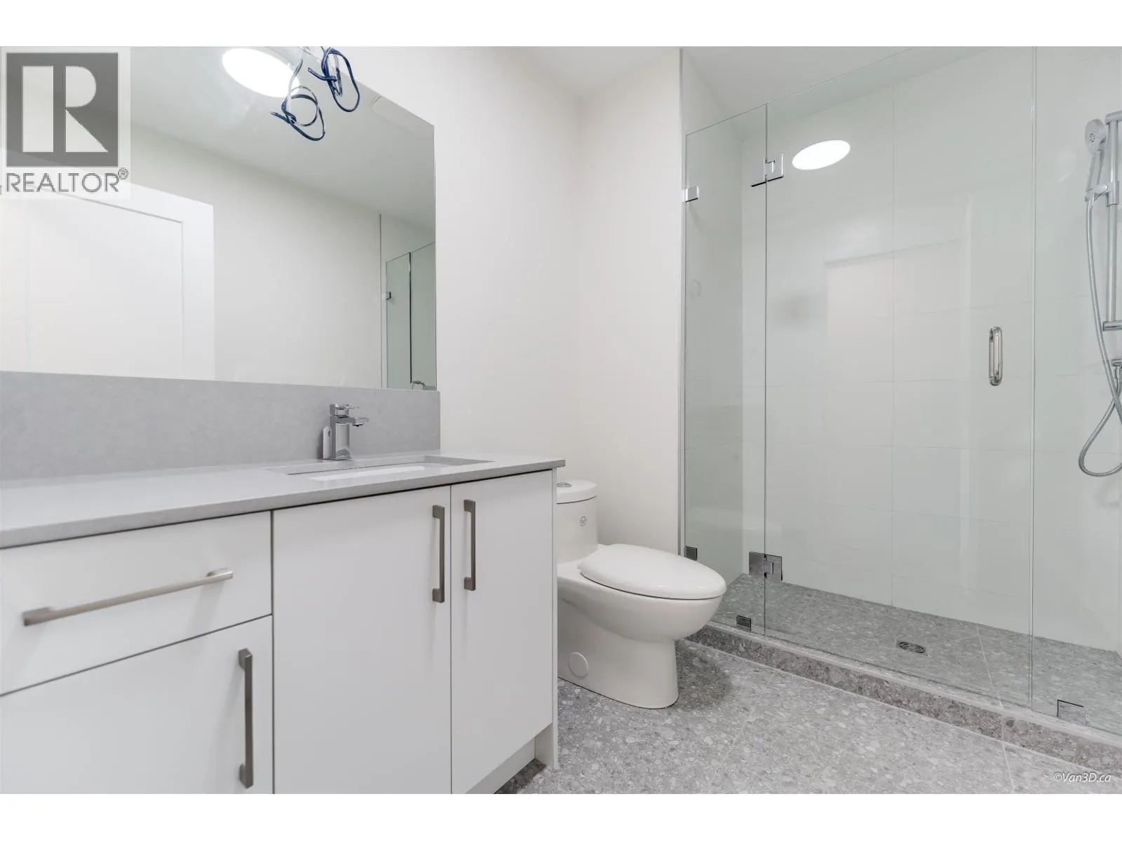5852 FORGLEN DRIVE